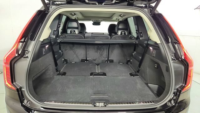 New 2026 Volvo XC90 T8 Plus w/ Protection Package Premier AWD/4WD image 46