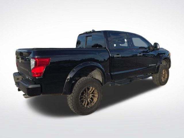 Used 2023 Nissan Titan SV w/ SV Convenience Package AWD/4WD image 3