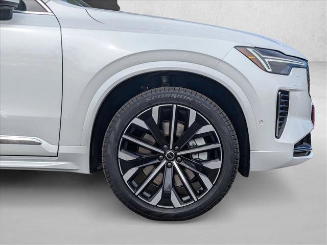 Certified 2025 Volvo XC90 T8 Plus w/ Protection Package Premier image 10