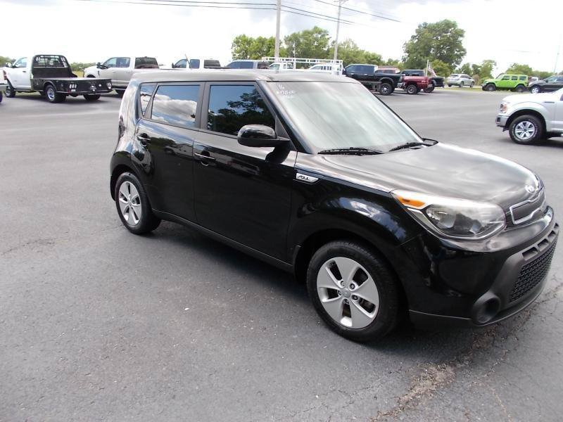 Used 2016 Kia Soul w/ Convenience Package FWD image 11