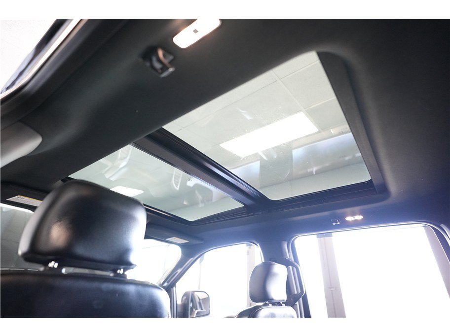 Used 2016 Ford F150 Lariat w/ Equipment Group 502A Luxury AWD/4WD image 24