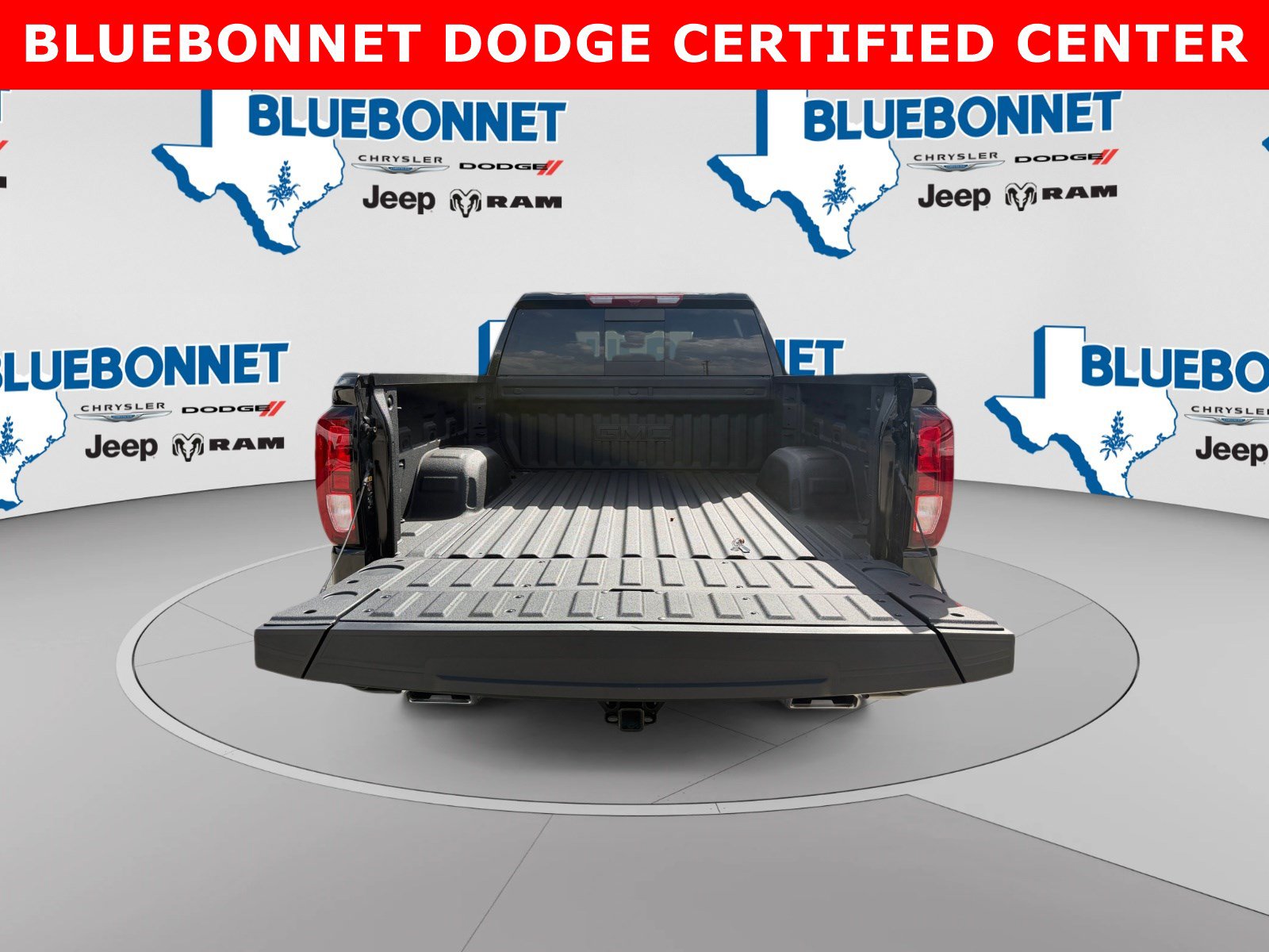 Used 2026 GMC Sierra 1500 Elevation w/ Elevation Premium Package AWD/4WD image 23