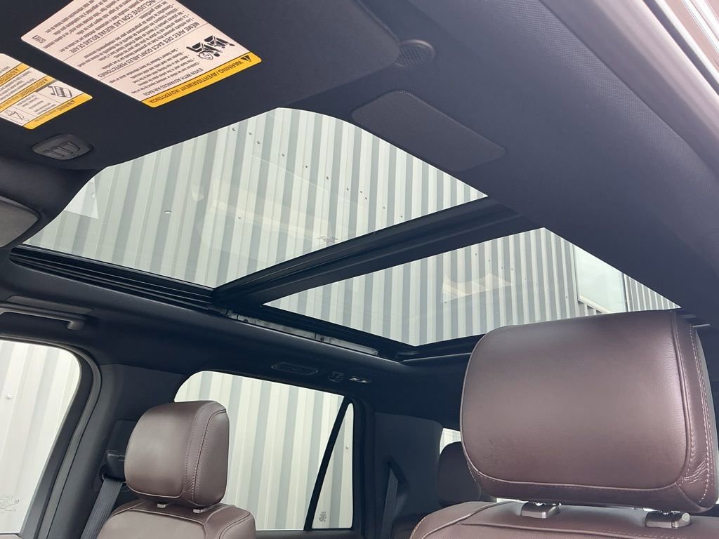 Used 2025 Ford Expedition Max King Ranch image 9