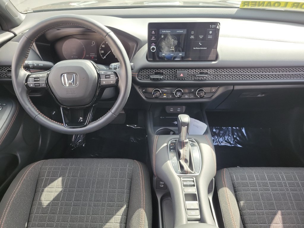Used 2027 Honda HR-V Sport image 11