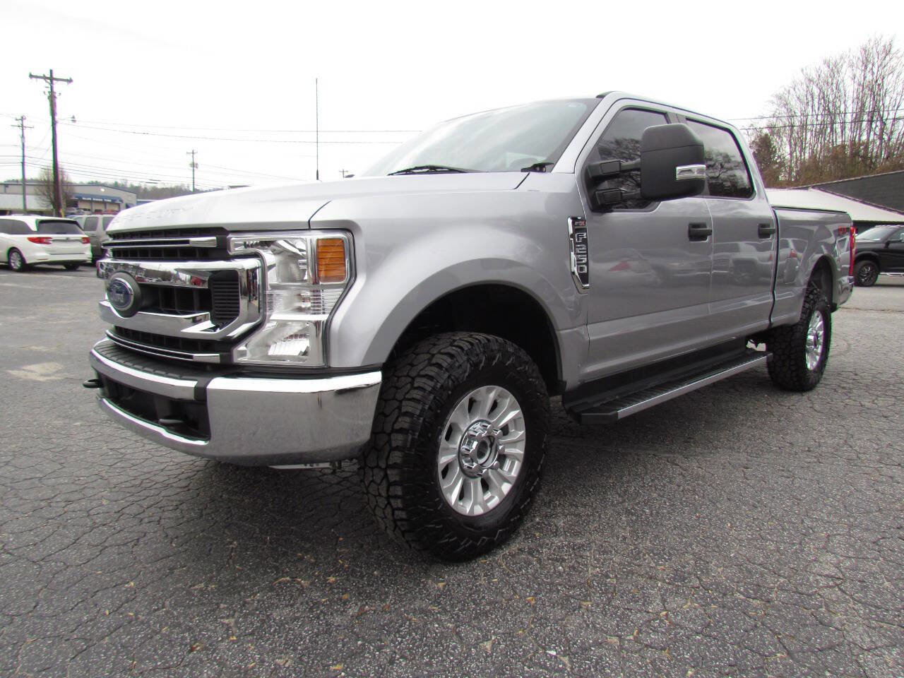 Used 2022 Ford F250 XL w/ STX Appearance Package image 3