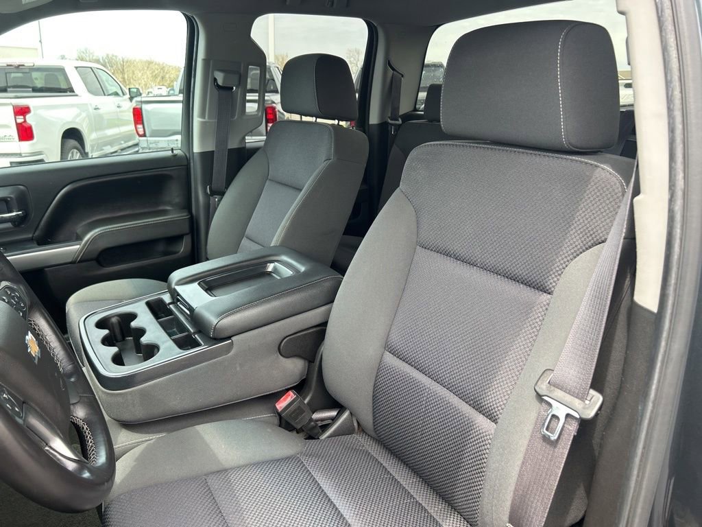 Used 2017 Chevrolet Silverado 1500 LT AWD/4WD image 17