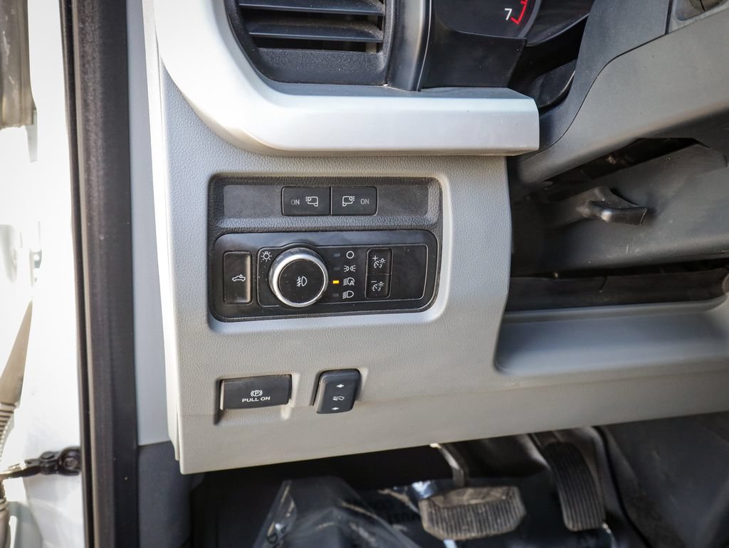 Used 2023 Ford F350 XLT w/ FX4 Off-Road Package AWD/4WD image 21