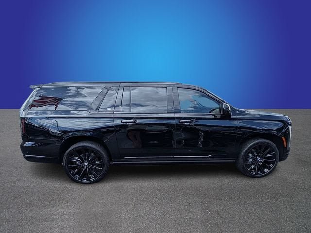 New 2026 Cadillac Escalade ESV Platinum Sport w/ LPO, ONYX Package AWD/4WD image 6
