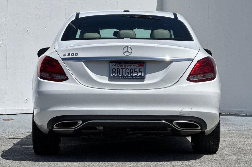 Used 2018 Mercedes-Benz C 300 Sedan image 4