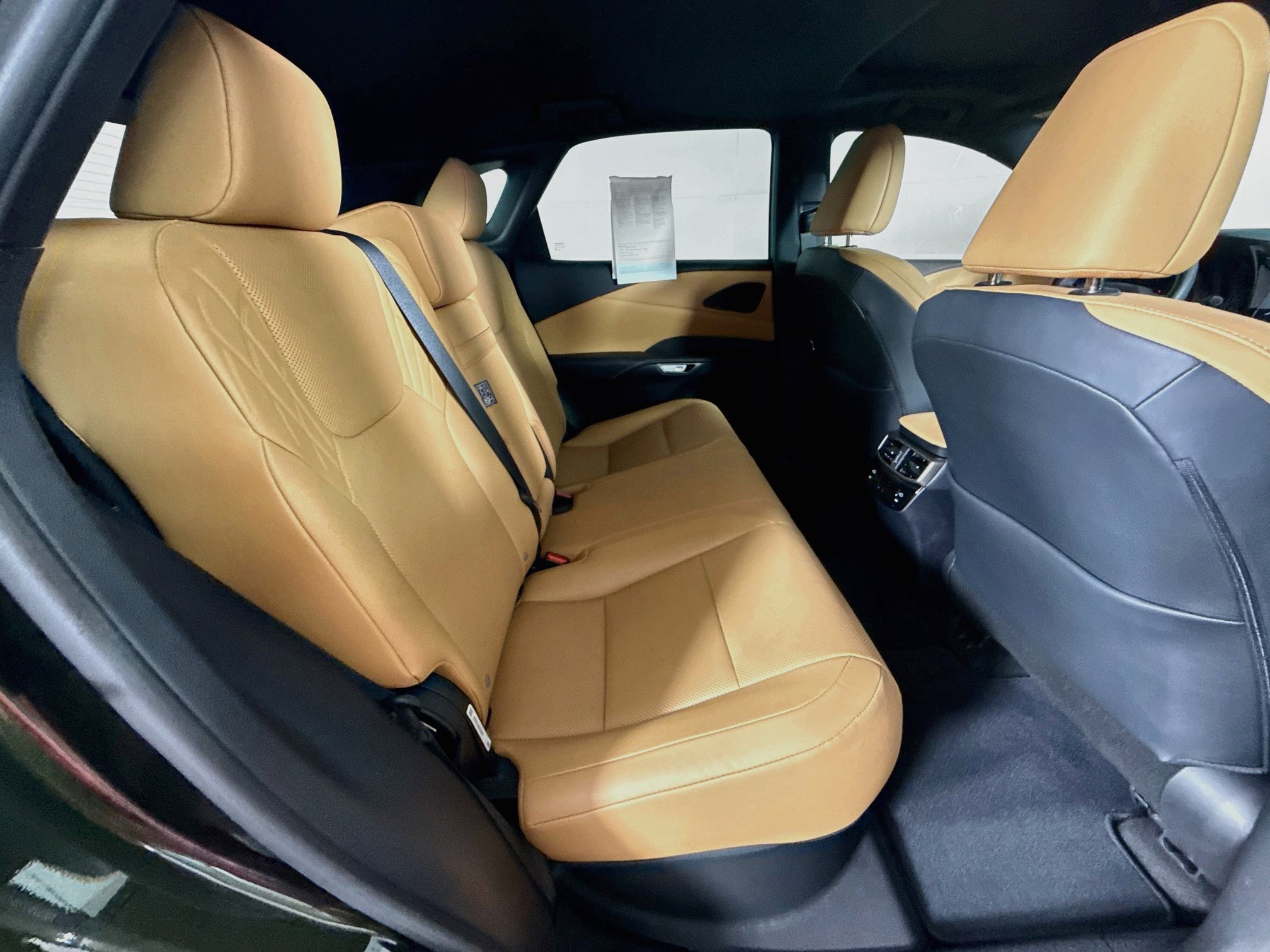 Used 2024 Lexus RX 350 Premium w/ Accessory Package FWD image 36