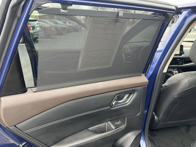 Used 2023 Nissan Rogue SL w/ SL Premium Package image 27