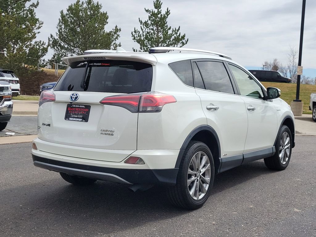 Used 2016 Toyota RAV4 Limited image 4