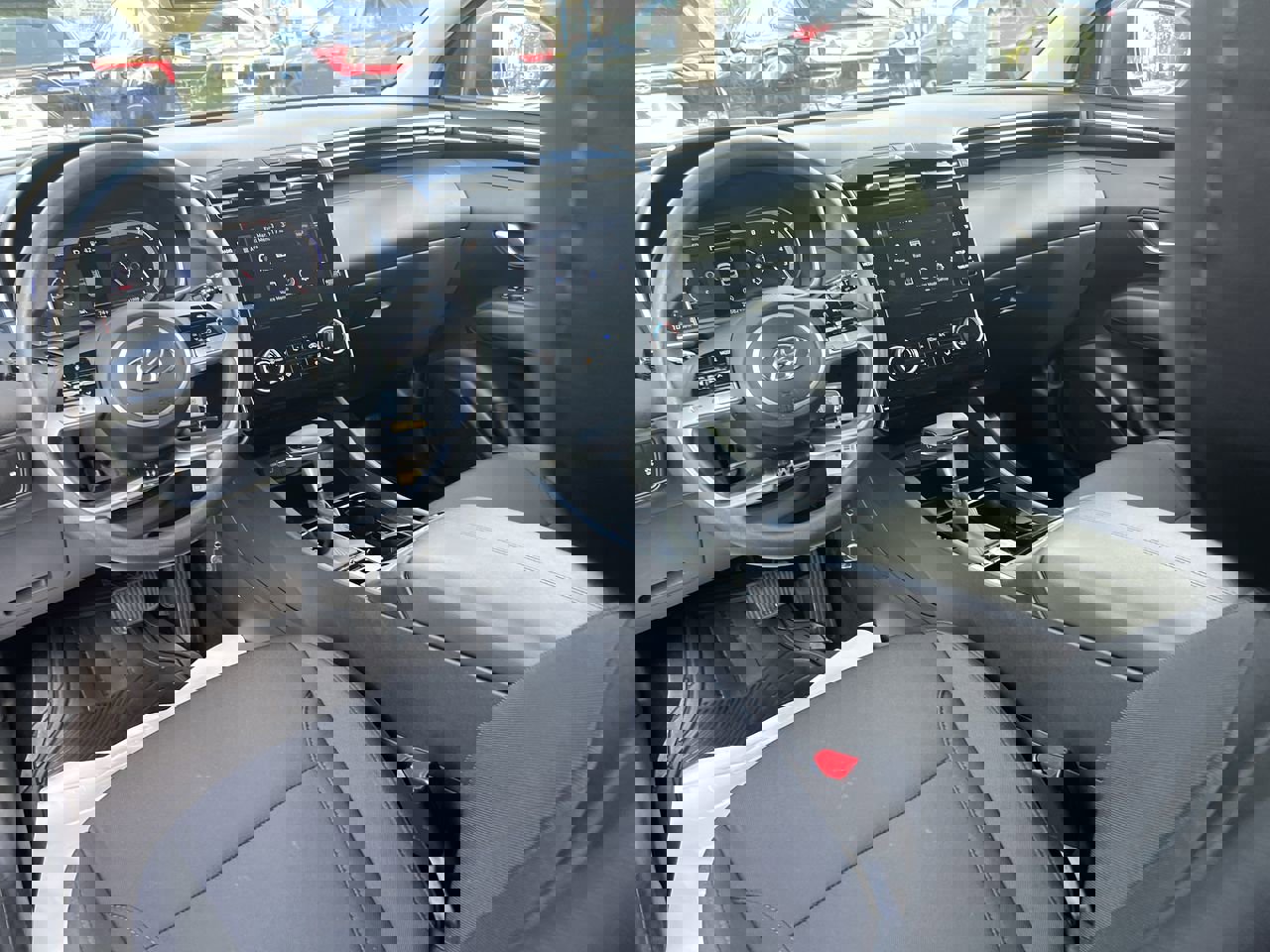 Used 2023 Hyundai Tucson SE image 30