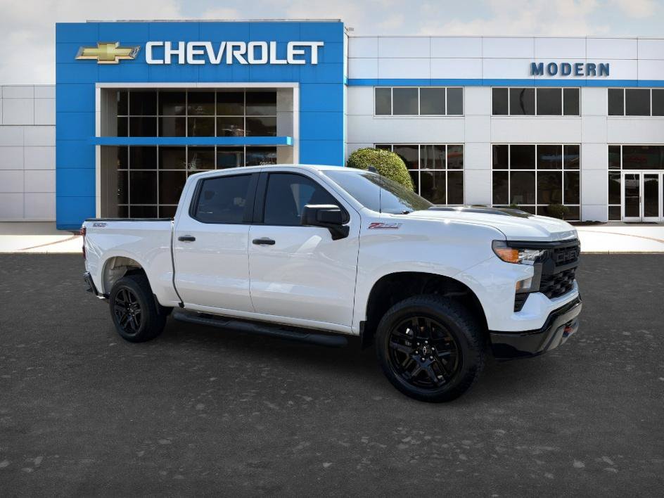 Used 2023 Chevrolet Silverado 1500 Custom Trail Boss AWD/4WD image 5