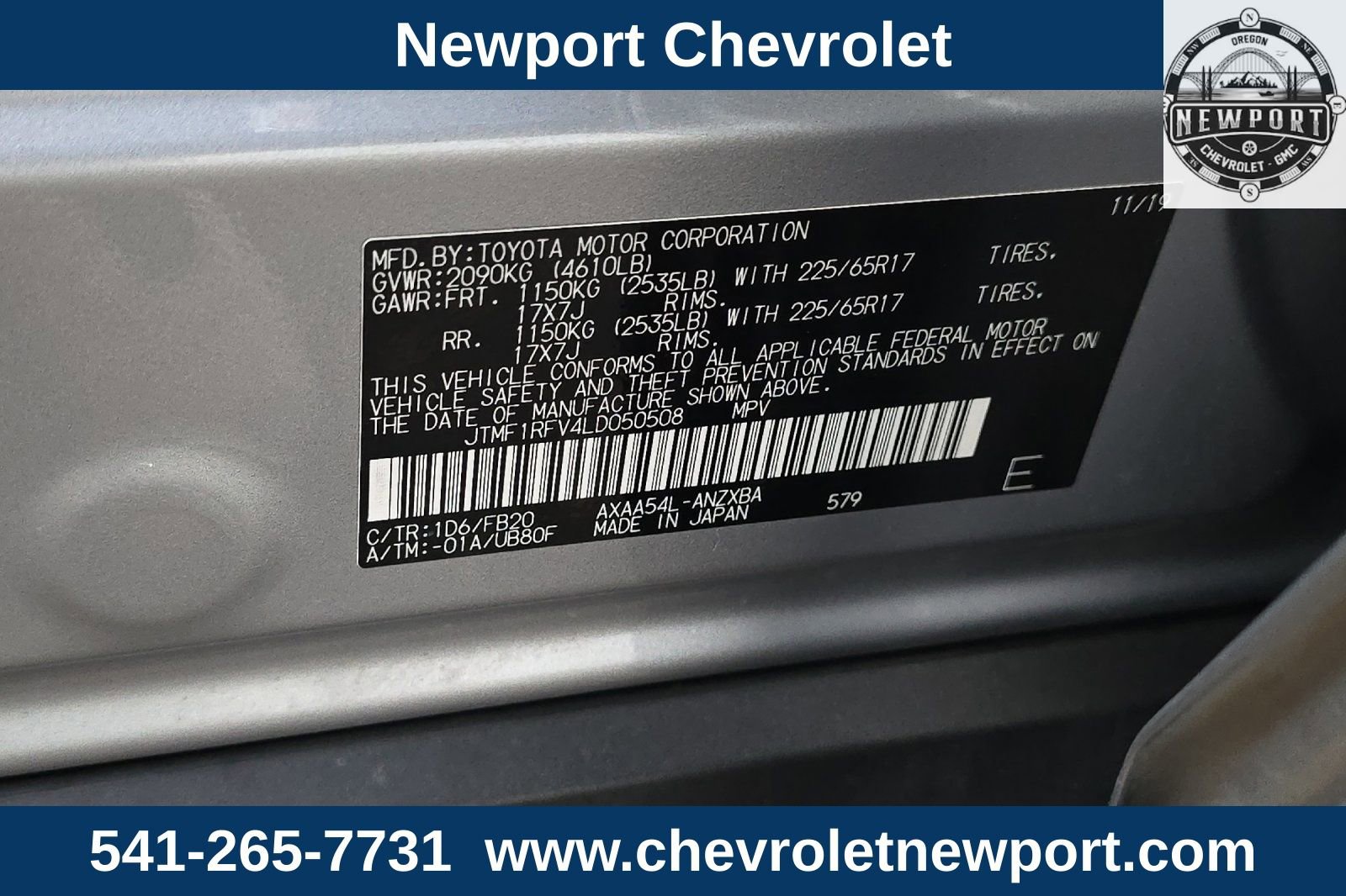 Used 2020 Toyota RAV4 LE image 29