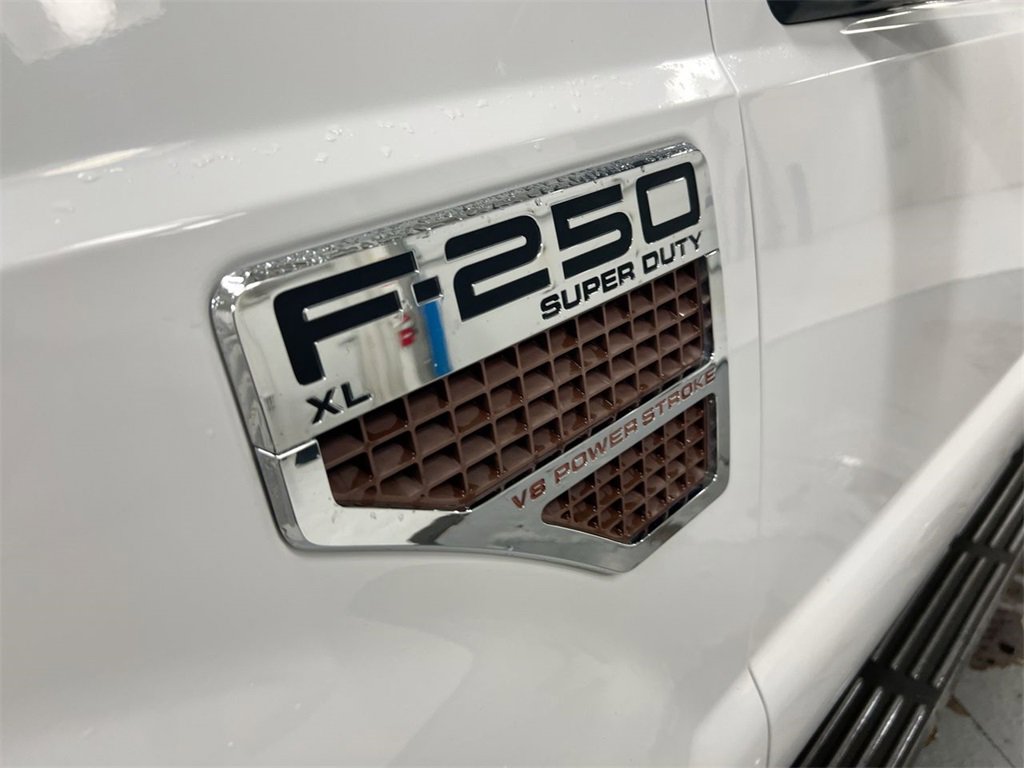 Used 2010 Ford F250 XL image 25