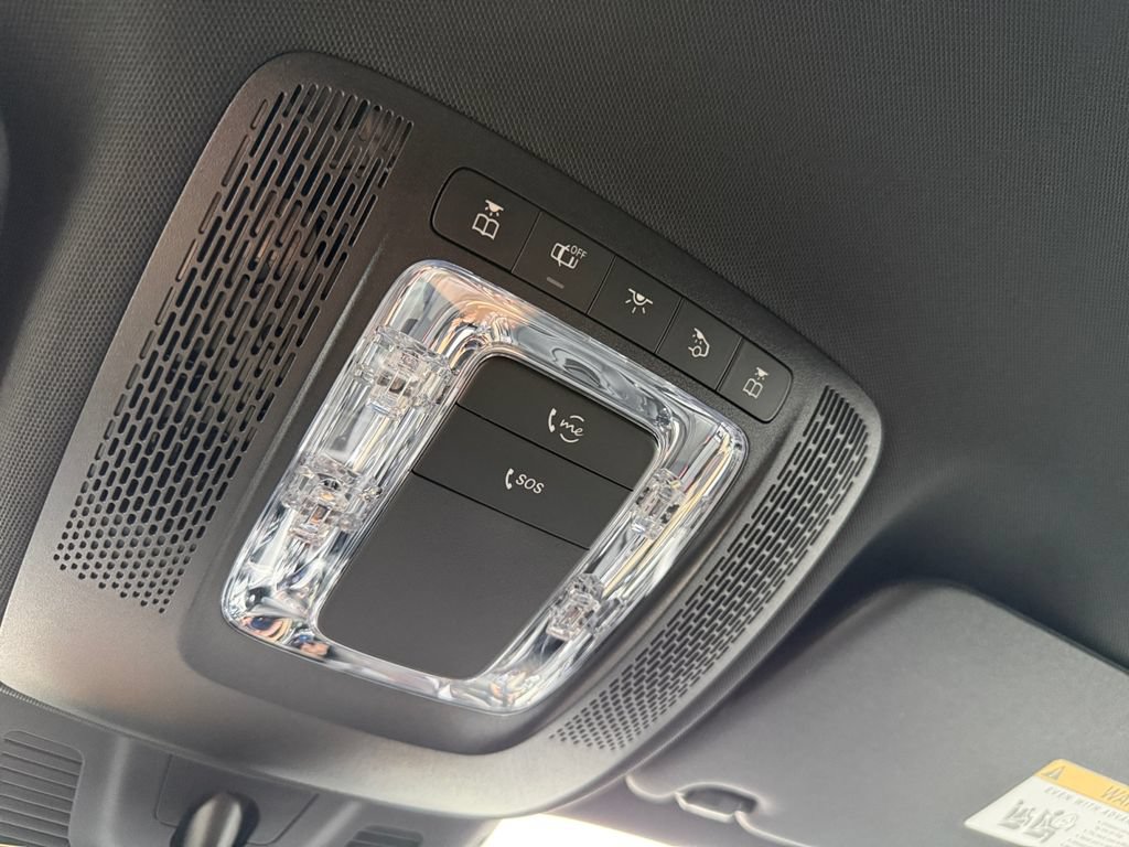 Used 2023 Mercedes-Benz GLA 250 4MATIC image 33