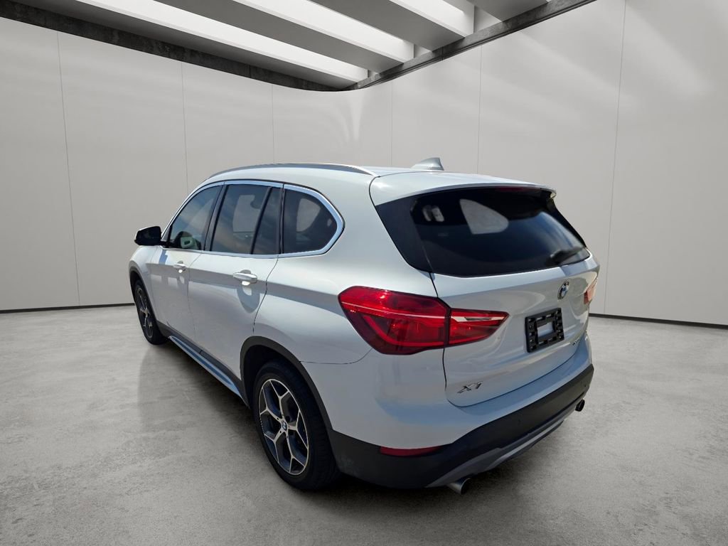 Used 2019 BMW X1 xDrive28i w/ Convenience Package image 3