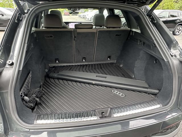 Used 2025 Audi Q5 Premium w/ Convenience Package AWD/4WD image 13