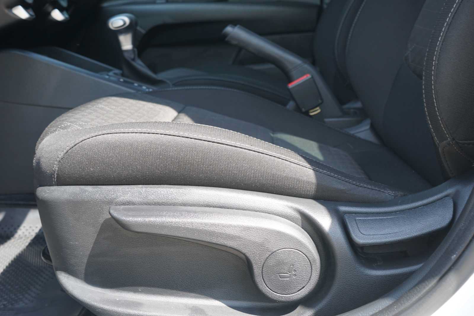 Certified 2023 Kia Rio LX FWD image 18