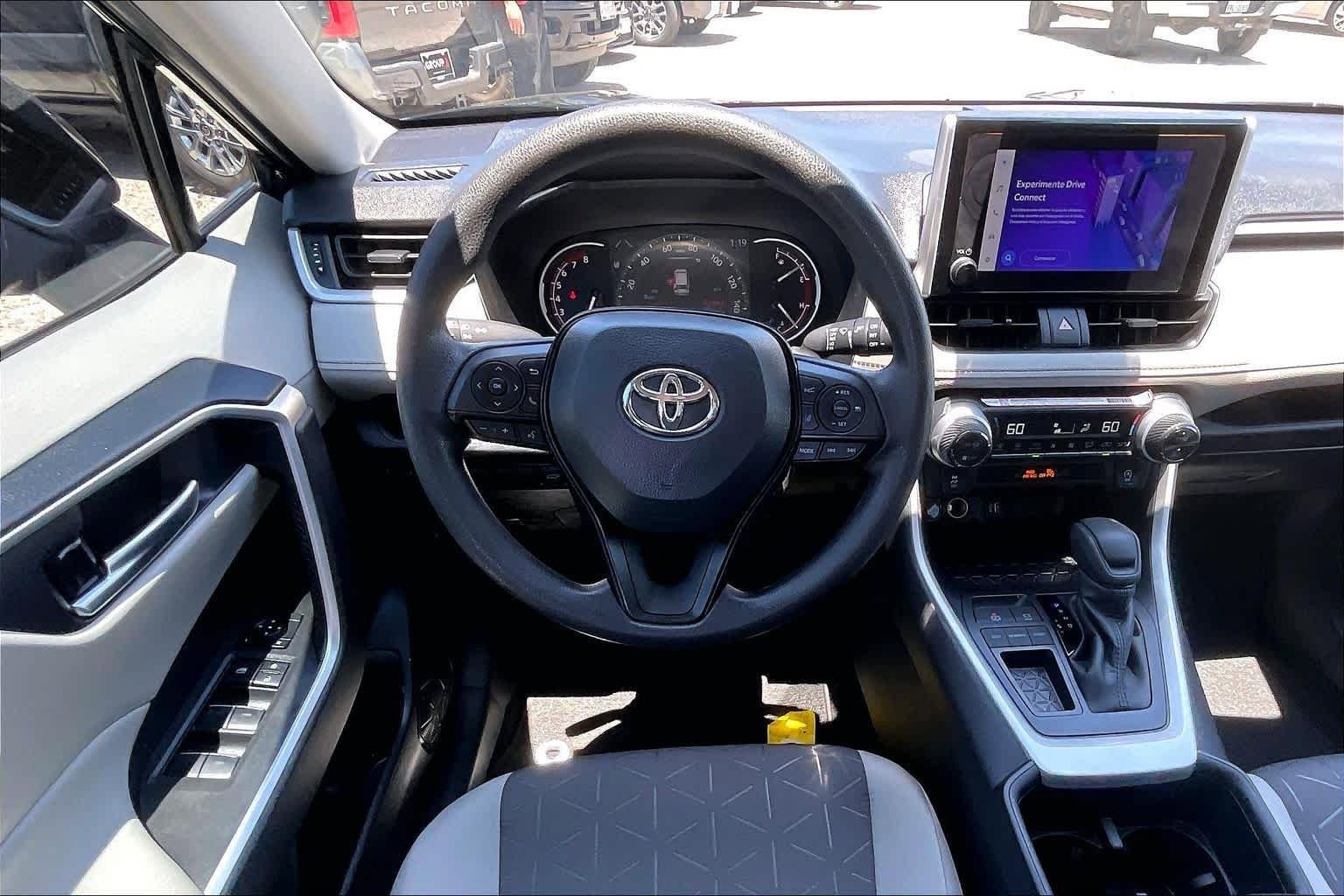 Used 2025 Toyota RAV4 XLE w/ Convenience Package FWD image 6