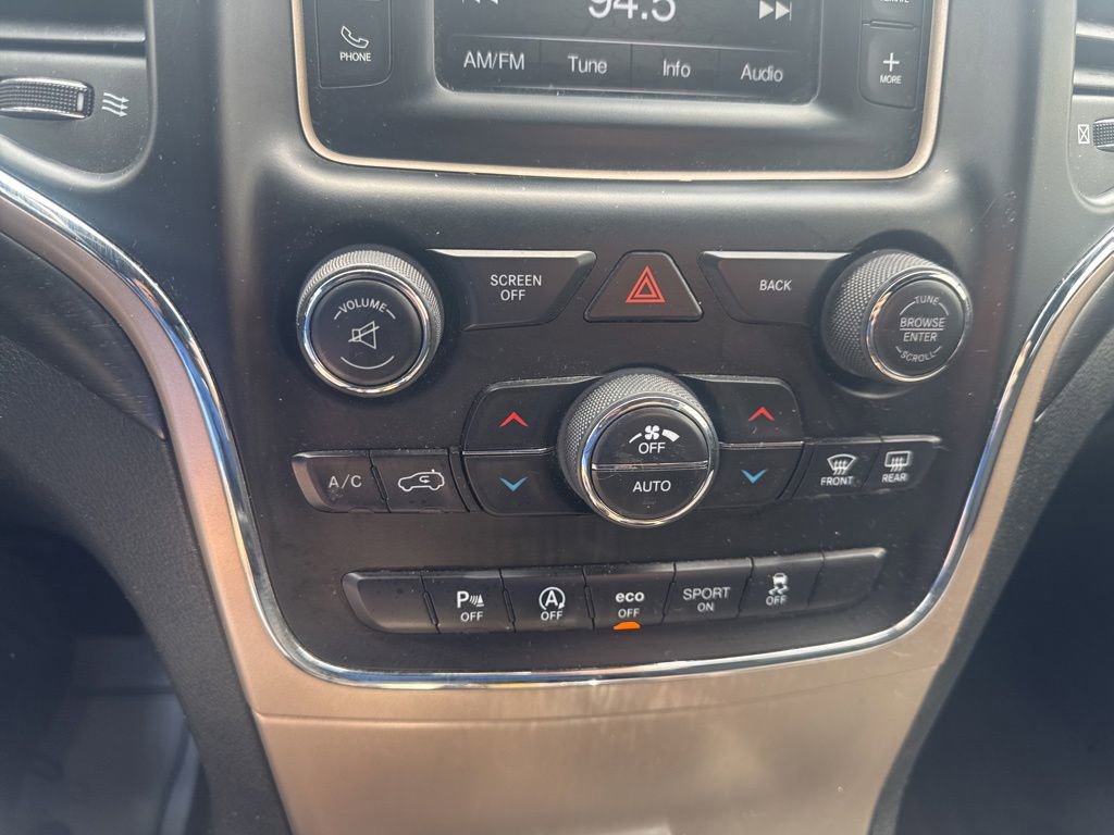 Used 2017 Jeep Grand Cherokee Laredo AWD/4WD image 20