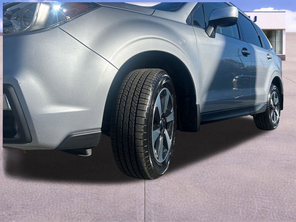 Used 2018 Subaru Forester 2.5i Premium w/ All-Weather Package AWD/4WD image 19