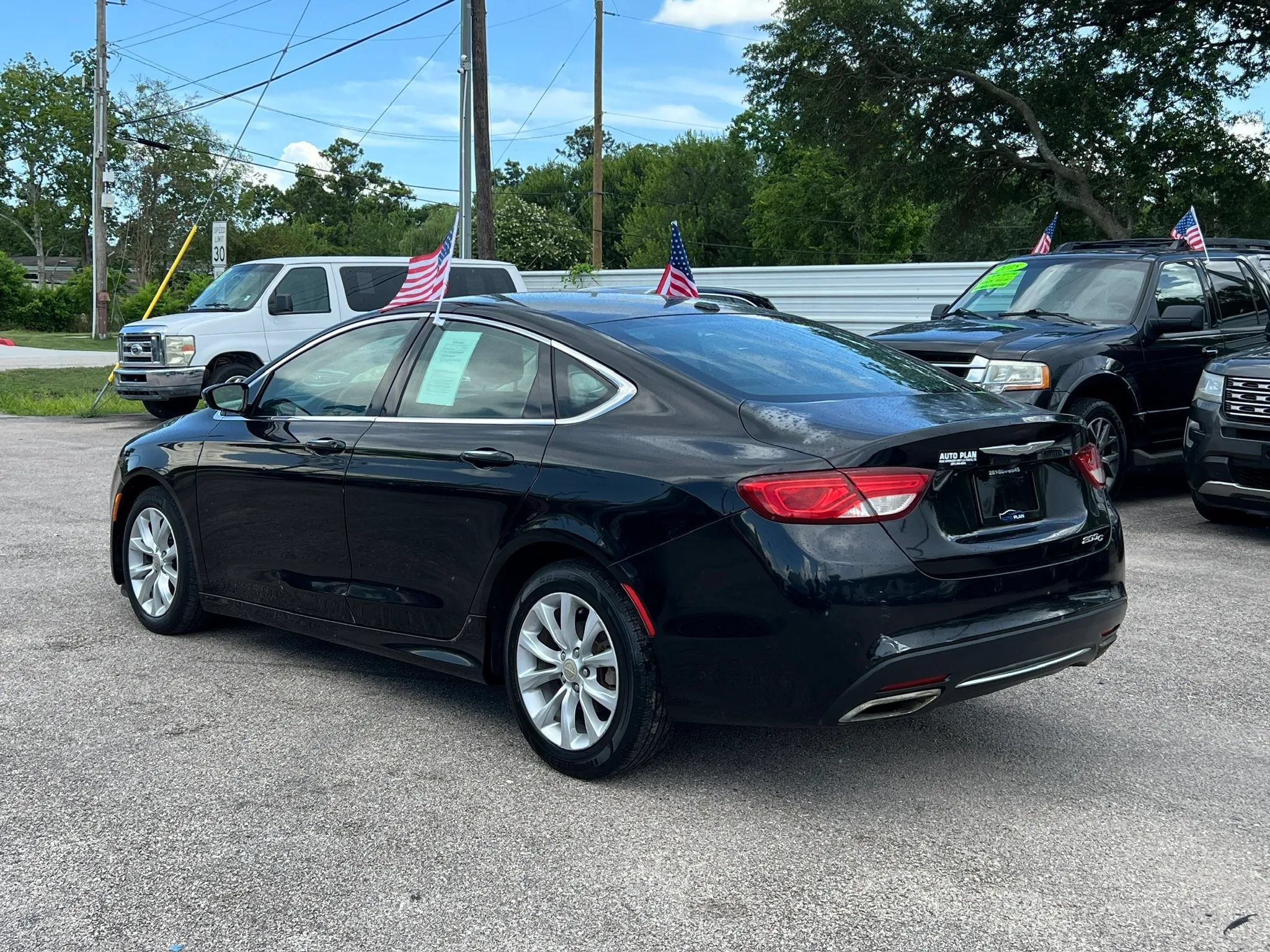 Used 2015 Chrysler 200 C FWD image 8
