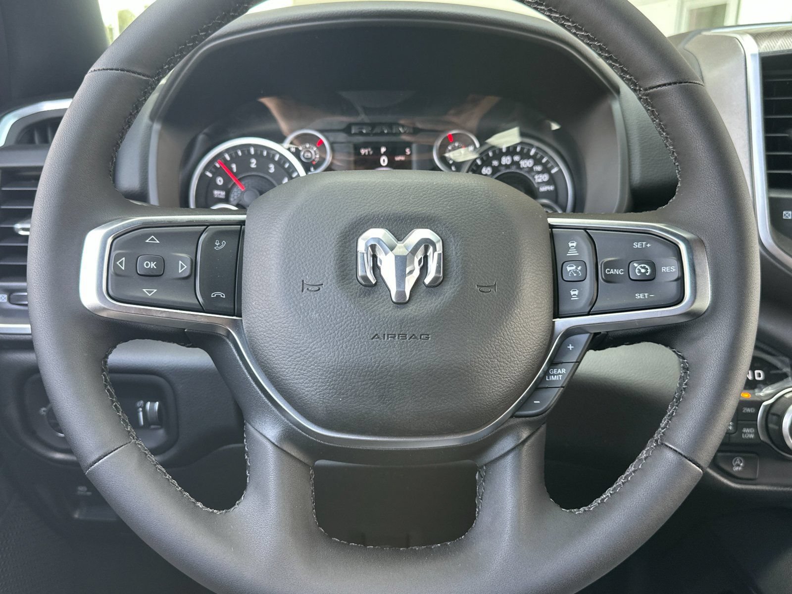 New 2026 RAM 1500 Big Horn AWD/4WD image 22