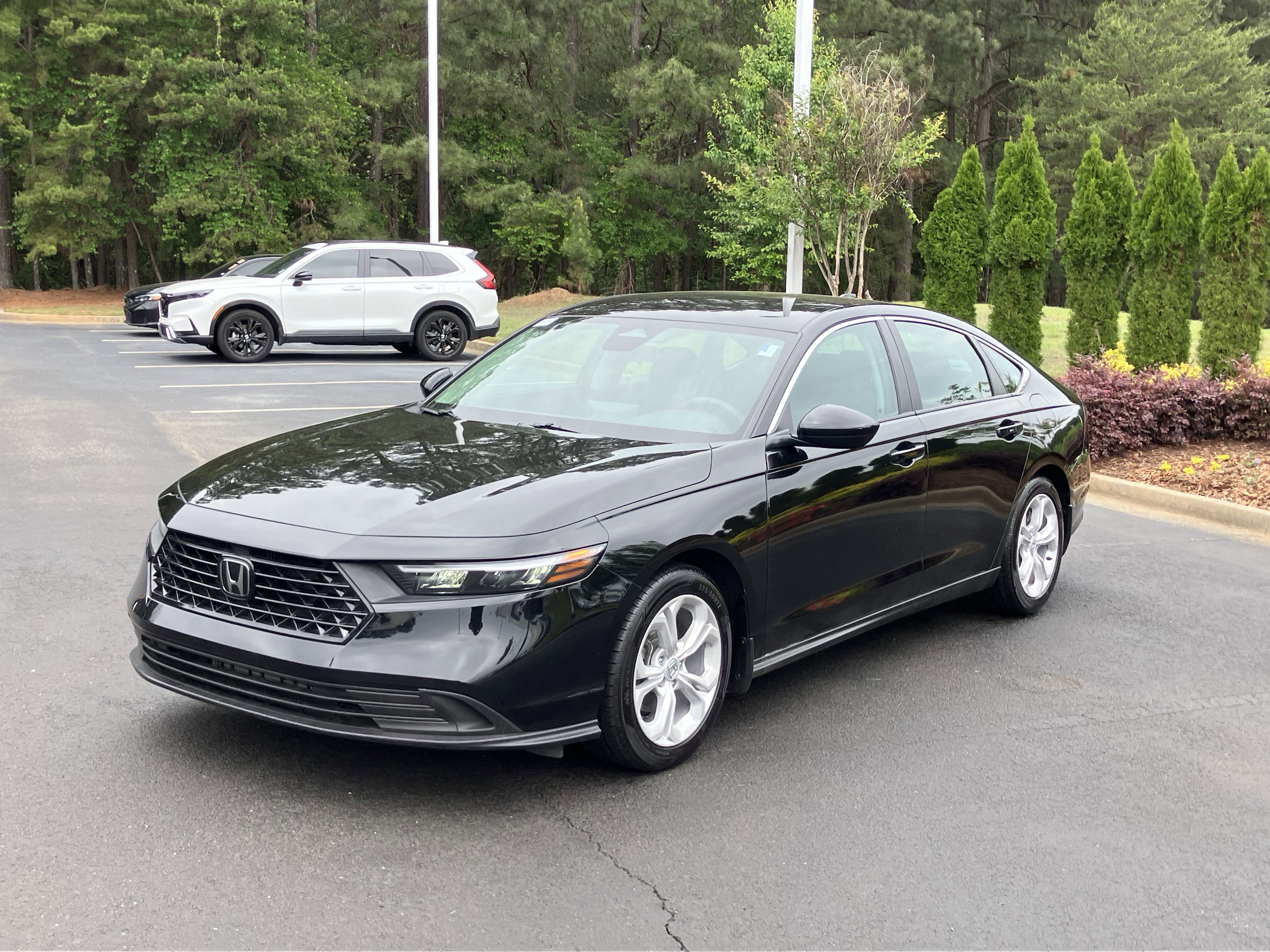 Used 2025 Honda Accord LX image 6