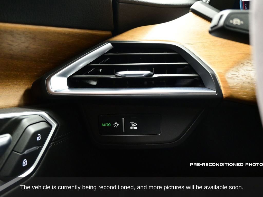 Used 2022 Audi e-tron GT Premium Plus image 15