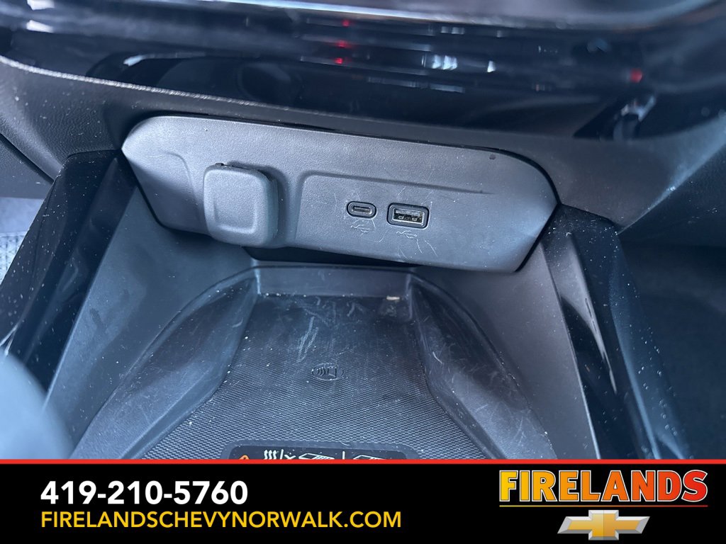 Certified 2025 Chevrolet Trax ACTIV w/ Sunroof Package image 24