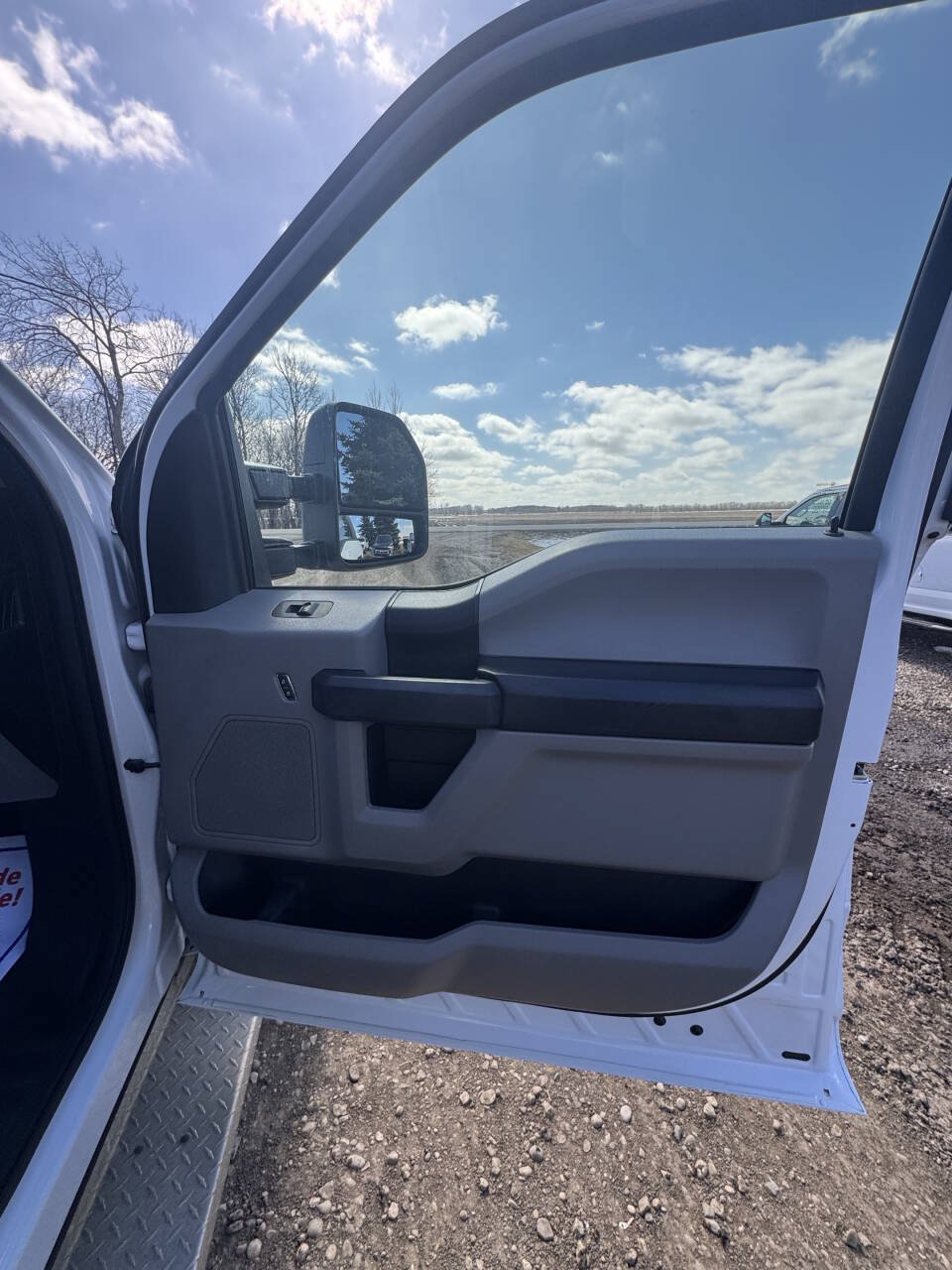 Used 2018 Ford F550 4x4 Regular Cab Super Duty image 46