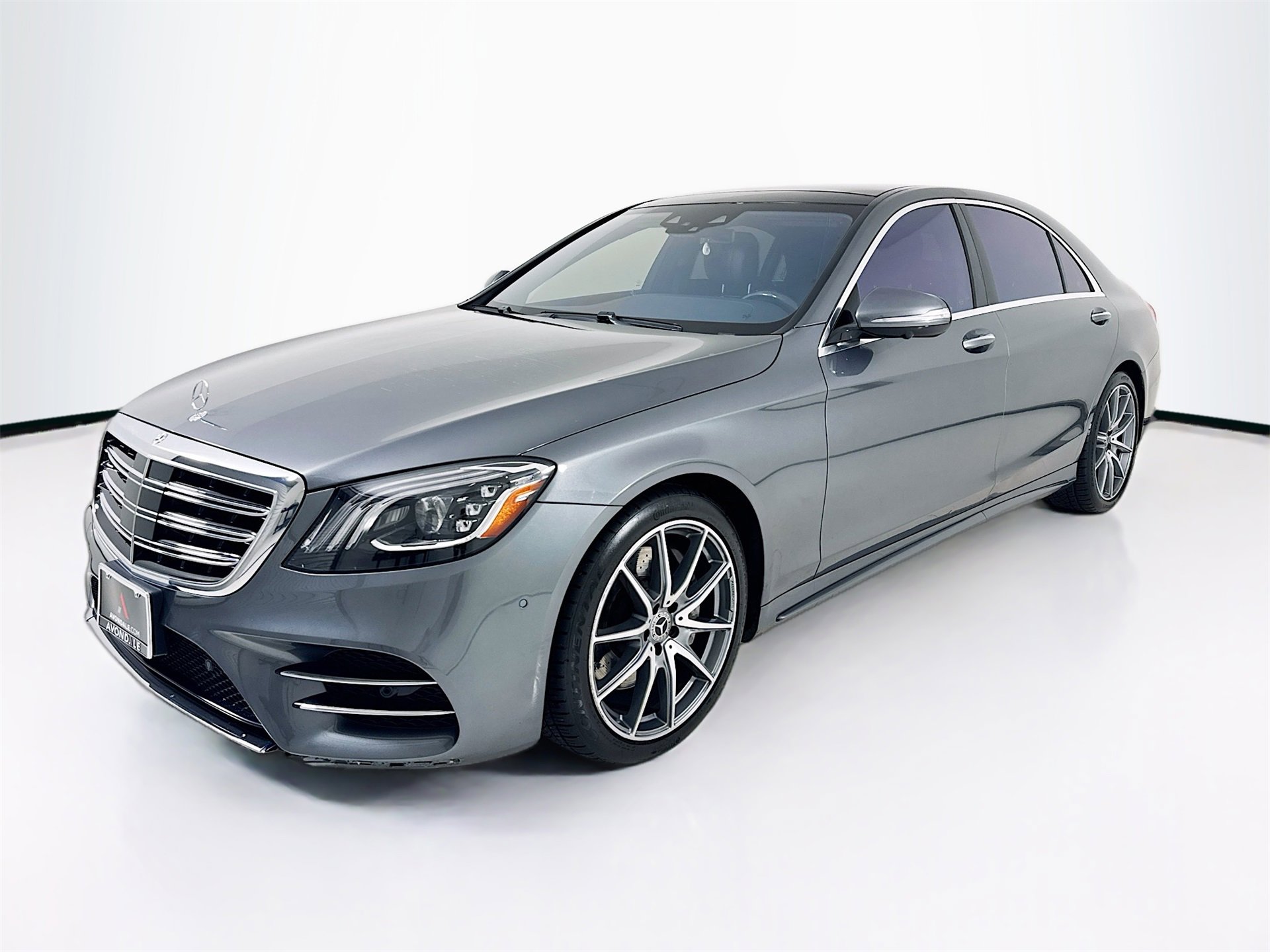 Used 2019 Mercedes-Benz S 560 Sedan image 3