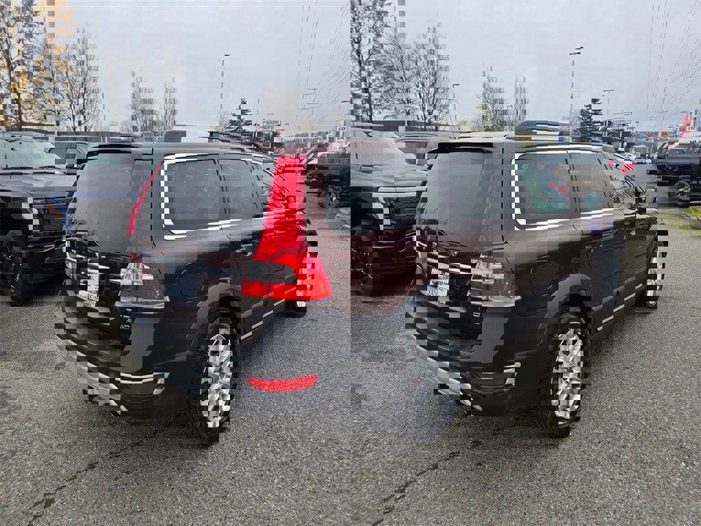 Used 2016 Volvo XC70 T5 Platinum w/ Climate Package image 5