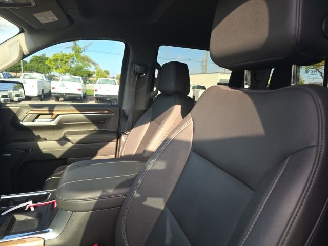 Used 2023 Chevrolet Silverado 1500 LT Trail Boss w/ LT Trail Boss Premium Package image 8