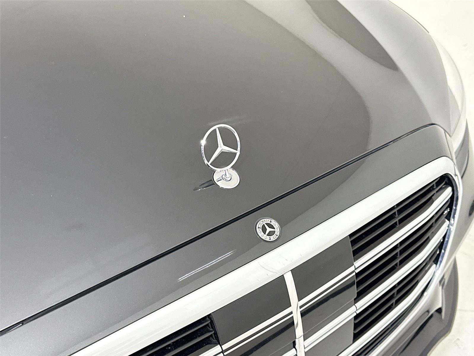 Used 2023 Mercedes-Benz S 500 4MATIC image 30