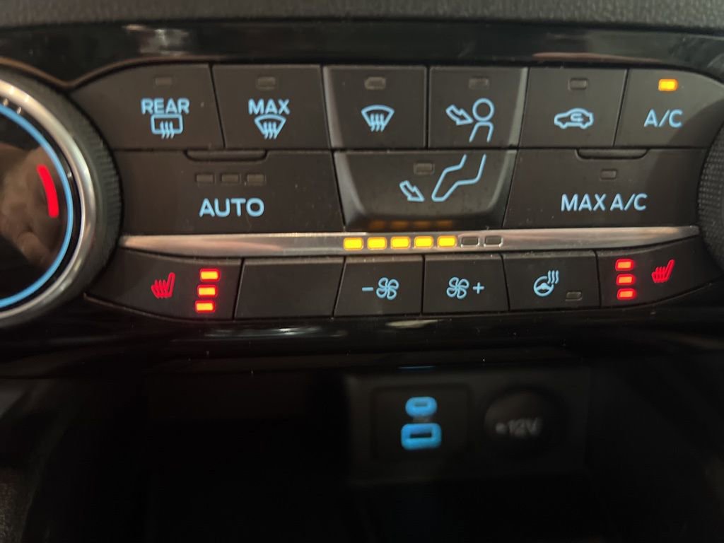 Used 2022 Ford Escape SEL w/ SEL Stealth AWD Package image 31