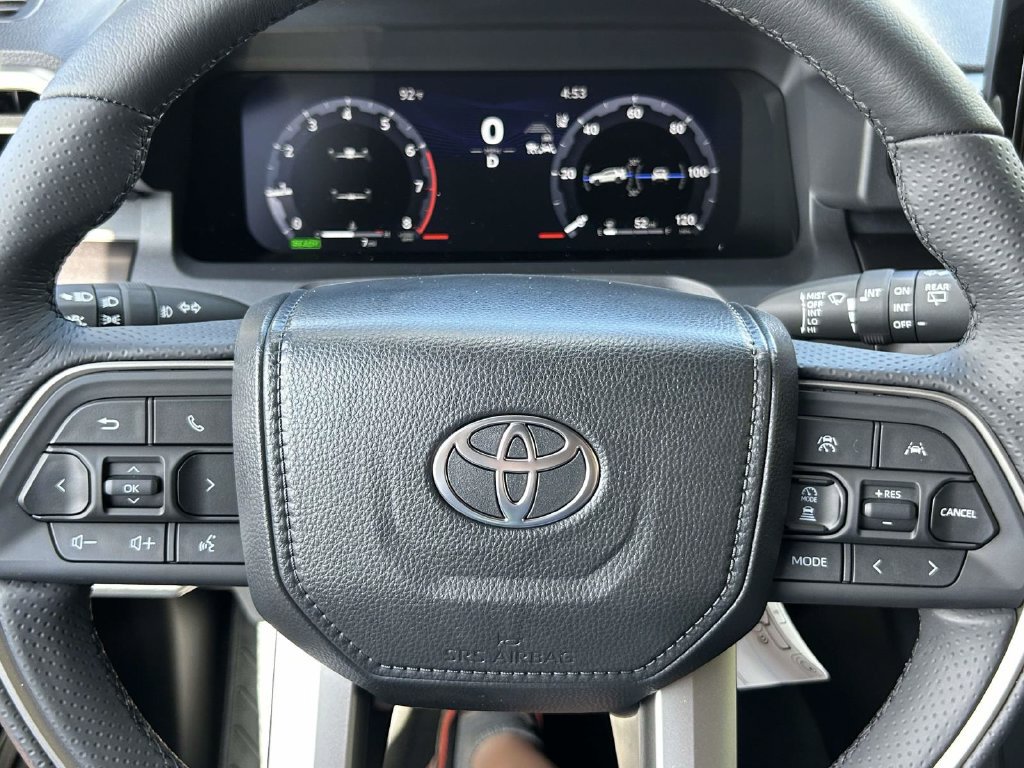 New 2026 Toyota 4Runner TRD Off-Road Premium AWD/4WD image 31