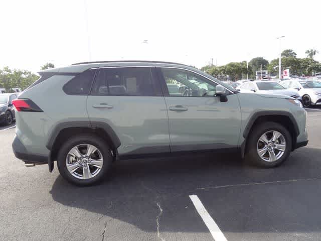 Used 2022 Toyota RAV4 XLE w/ Convenience Package AWD/4WD image 3