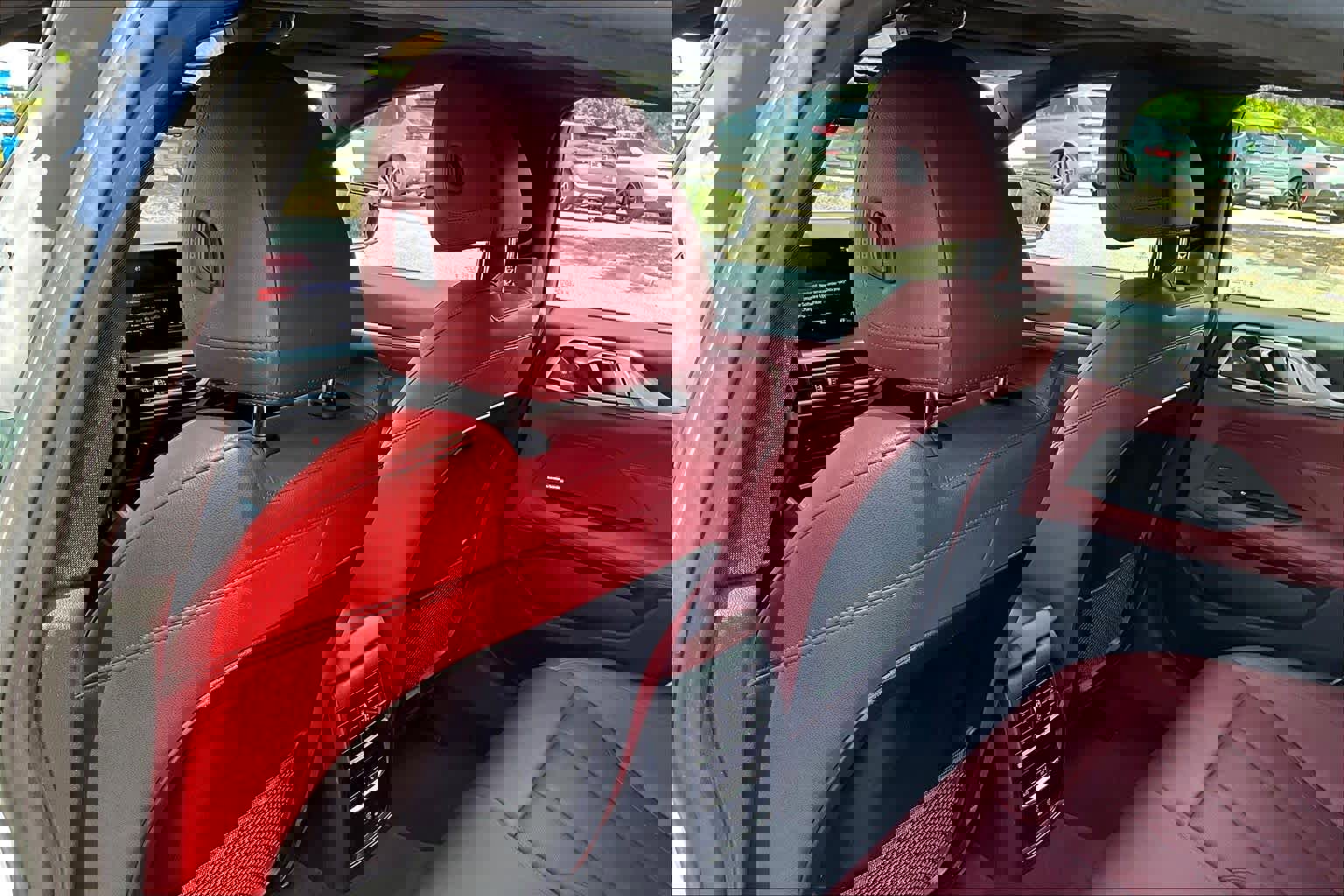 Used 2023 BMW i4 eDrive35 w/ Premium Package image 22