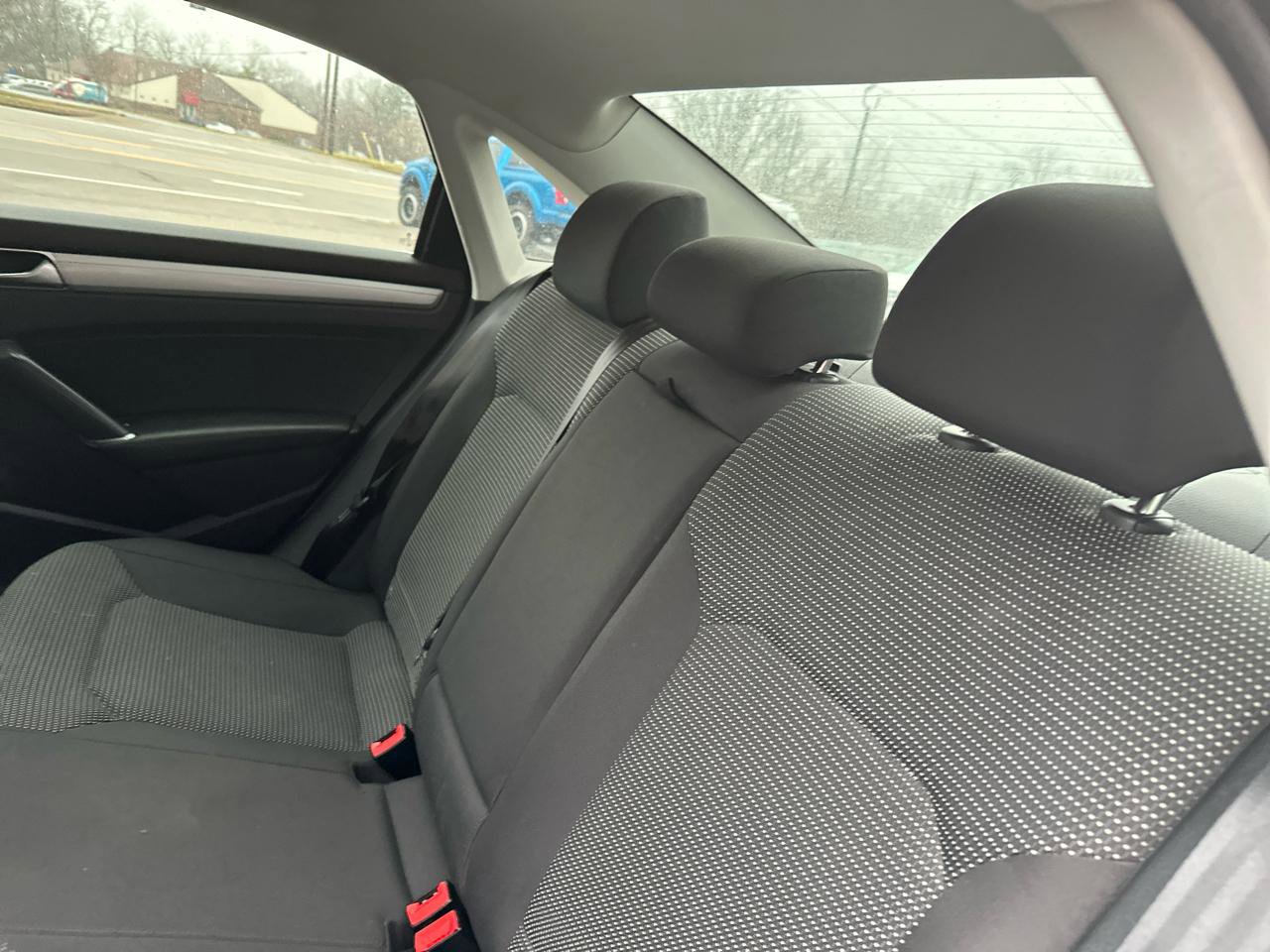 Used 2017 Volkswagen Passat 1.8T S image 26