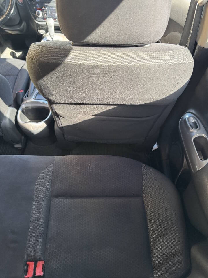 Used 2011 Nissan Juke SV FWD image 20
