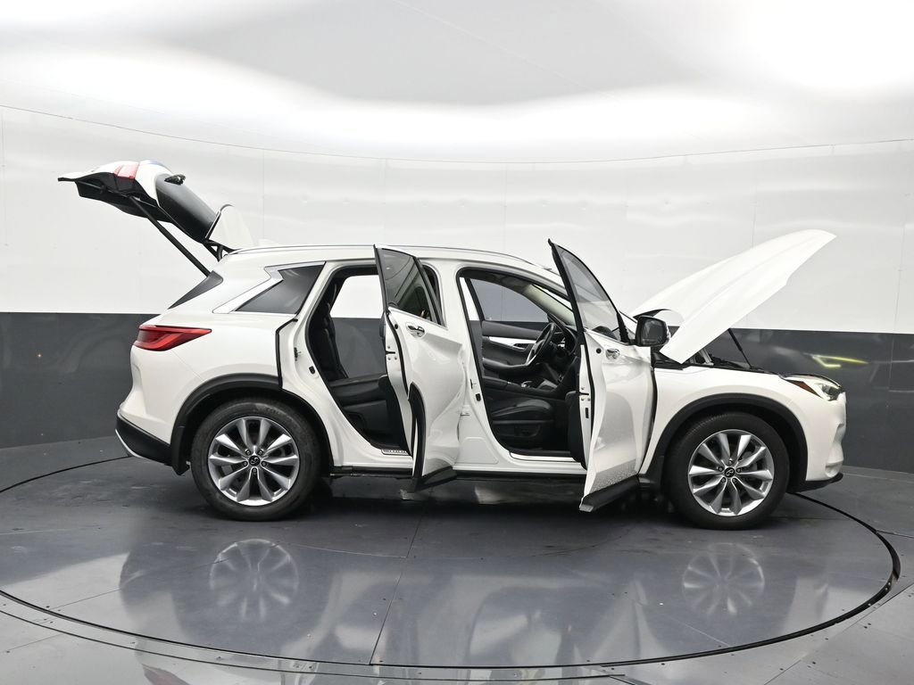 Used 2020 INFINITI QX50 Luxe w/ Navigation Package image 32