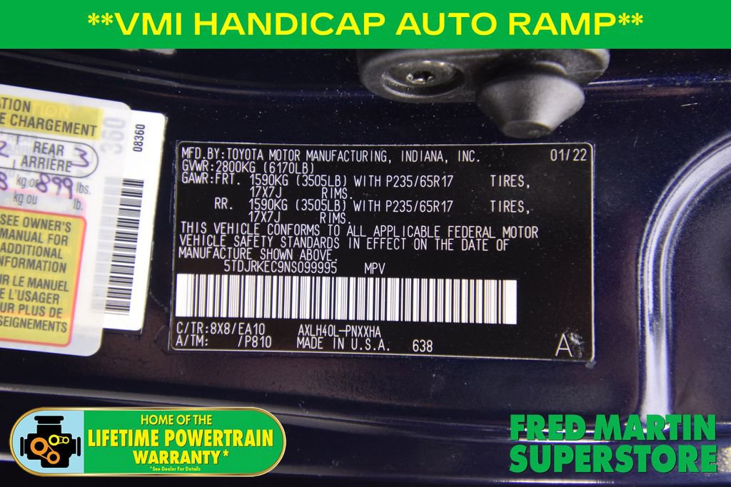 Used 2022 Toyota Sienna XLE image 37