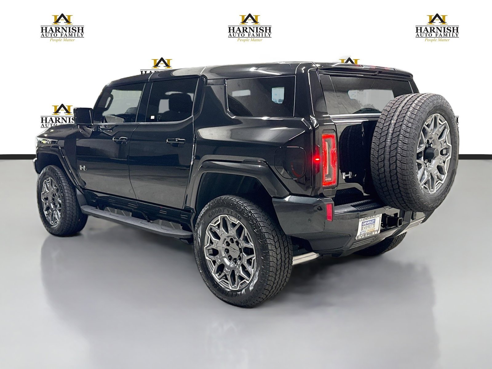 Used 2024 GMC Hummer EV 3X AWD/4WD image 9