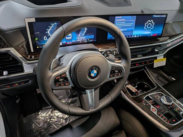 New 2026 BMW X7 xDrive40i w/ M Sport Package image 3