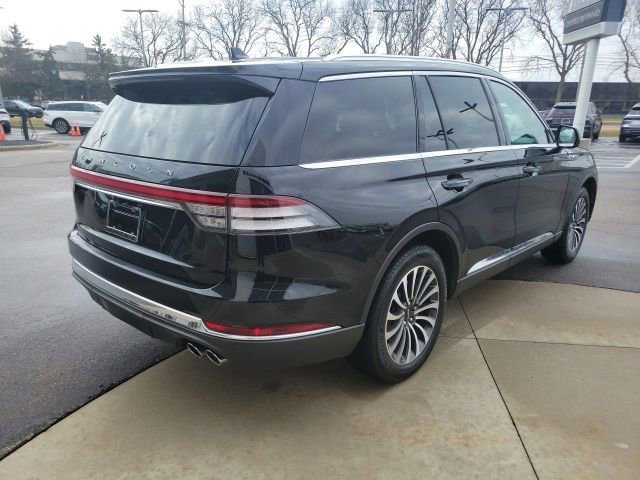 Certified 2023 Lincoln Aviator AWD w/ Premium Package image 14