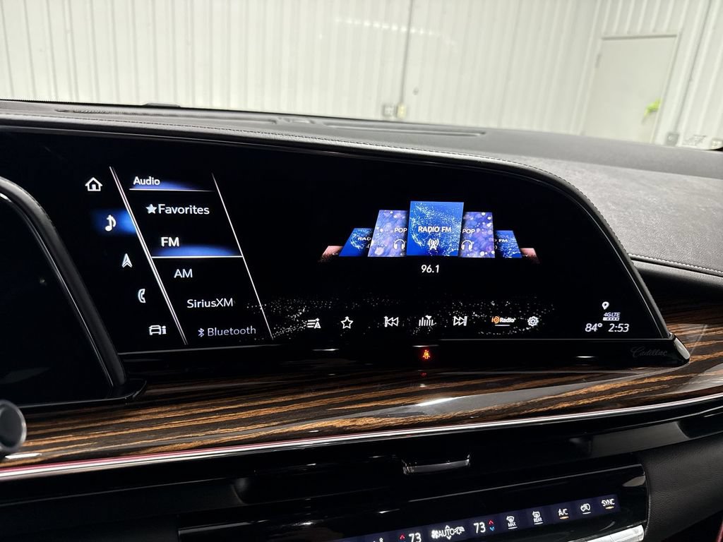 Used 2021 Cadillac Escalade ESV Premium Luxury w/ Performance Package RWD image 13