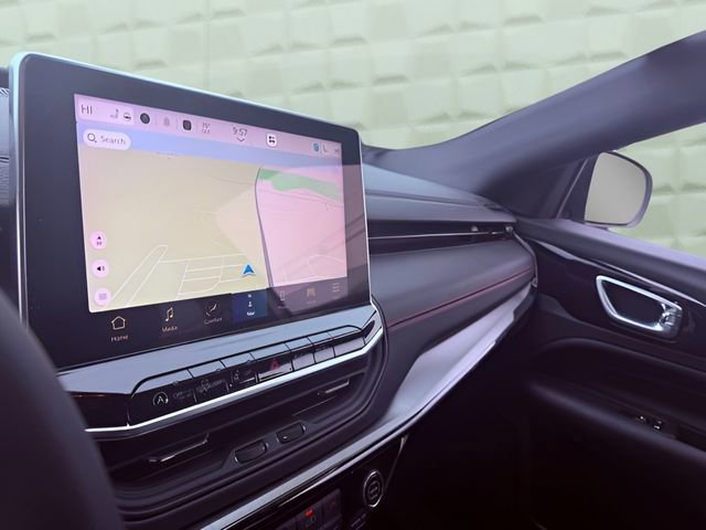 Certified 2025 Jeep Compass Trailhawk w/ Trailhawk Elite Group image 22